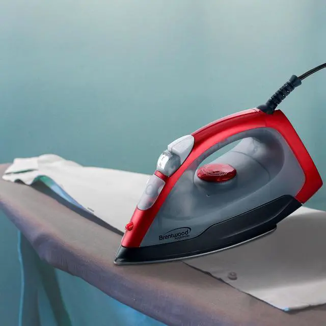 Alt view image 5 of 5 - Brentwood MPI-54 Non-Stick Steam Iron - Red