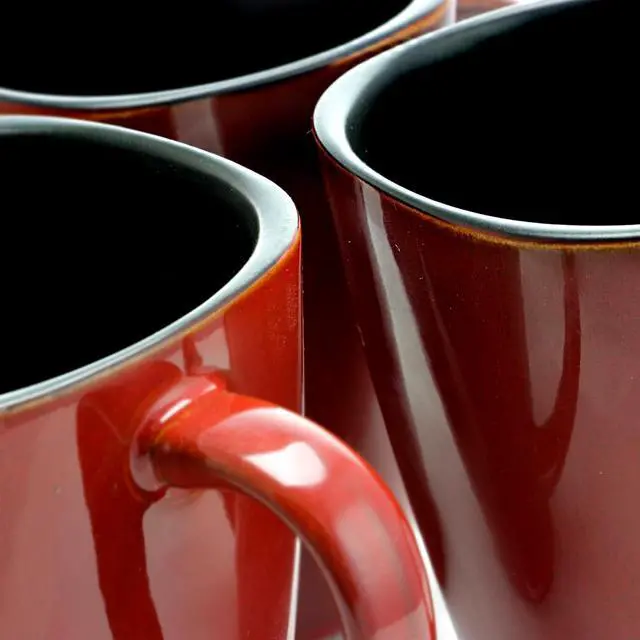 Alt view image 4 of 7 - Elama Harland 14 Ounce 6 Piece Luxe and Large Stoneware Dinner Mugs in Red