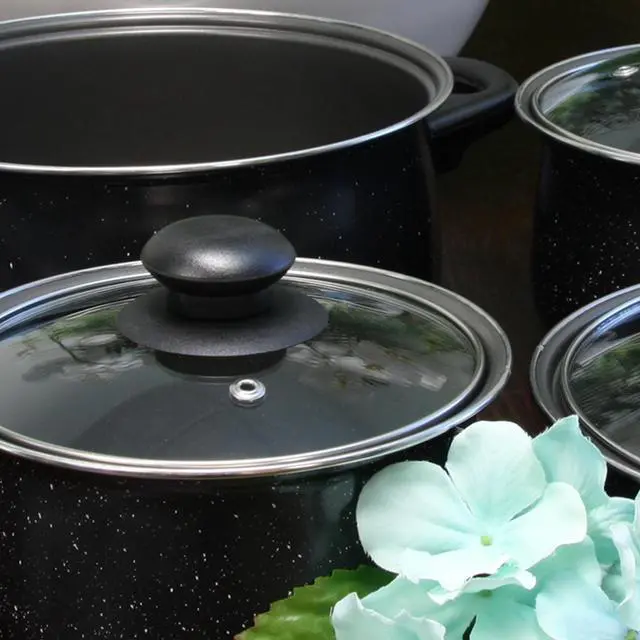 Alt view image 3 of 7 - Gibson Home Casselman 7 piece Cookware Set in Black with Bakelite Handle