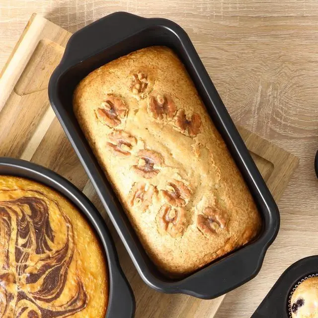 Alt view image 4 of 4 - Oster Teston Platinum Collection 9 Inch Nonstick Carbon Steel Loaf Pan in Matte Black