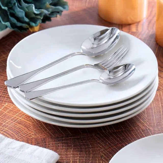 Alt view image 7 of 7 - Elama Professional Kitchen 12 Piece Round Porcelain Salad Plate Set in White