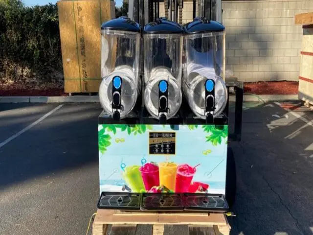 Main image of New Smoothie/Margarita Maker Machine NSF HM123