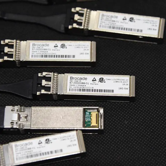 Alt view image 2 of 3 - Brocade 57-0000088-01 16G  SW 125M 850NM SFP+ GBIC XBR-000192 Transceiver Module