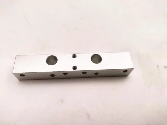 Alt view image 2 of 3 - Flashforge 3D printer spare parts Extruder Mounting Block for FlashForge Dreamer