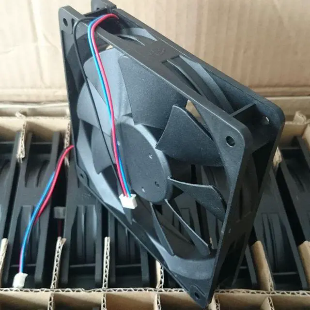 Alt view image 3 of 4 - 135mm fan ADDA 13525 adn512mb-a96 135 * 135 * 25MM 12V 0.27A double ball cooling fan