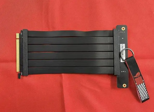 Alt view image 2 of 3 - Asus RS201 ROG Strix Riser Cable with 240 mm,support for PCI-E 4.0X16,Ultra-Thin Design,EMI Anti-Electromagnetic Interference (OEM packaging)