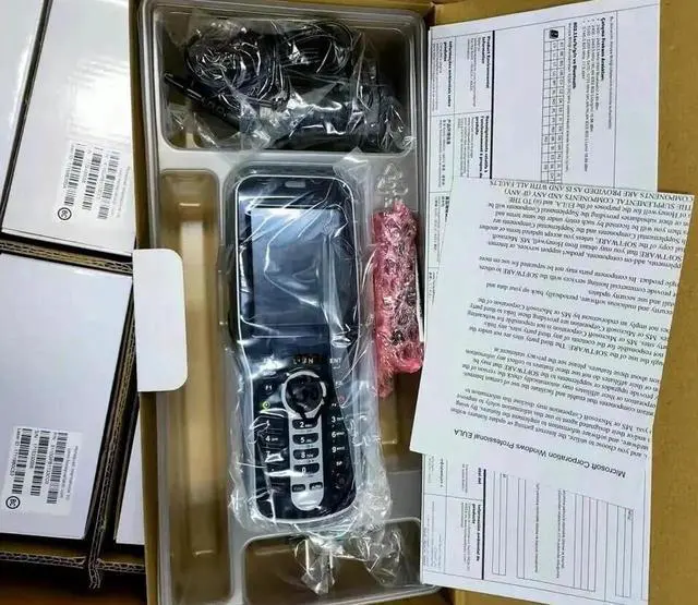 Main image of Honey,well Dolphin 6110 Mobile Handheld Bar,code Scan,ners Computer & Charger