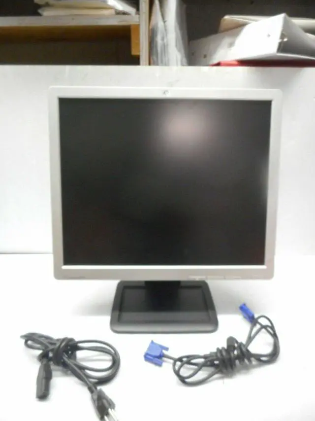 Alt view image 2 of 7 - Hp Compaq 19" Computer Monitor Model Le1911 With Power Supply & Vga Cord