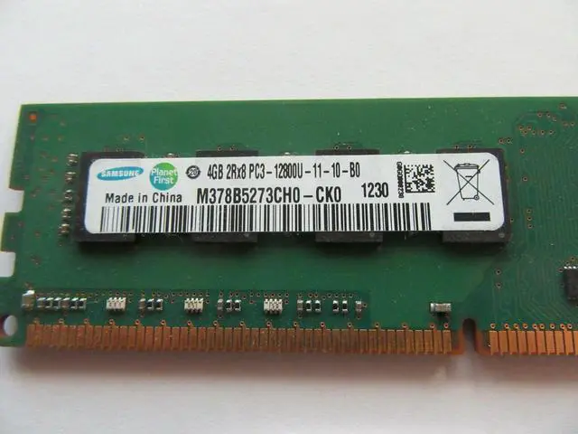 Alt view image 2 of 3 - 4Gb (1-Stick) M378b5273ch0-Ck0 Pc3-12800 Ddr3 1600 Desktop Pc Memory Ram