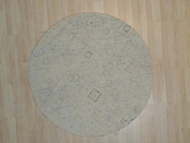 Alt view image 2 of 4 - Hand-Tufted Wool Multi-Colored Transitional Geometric Modern Tufted Rug, Made in India