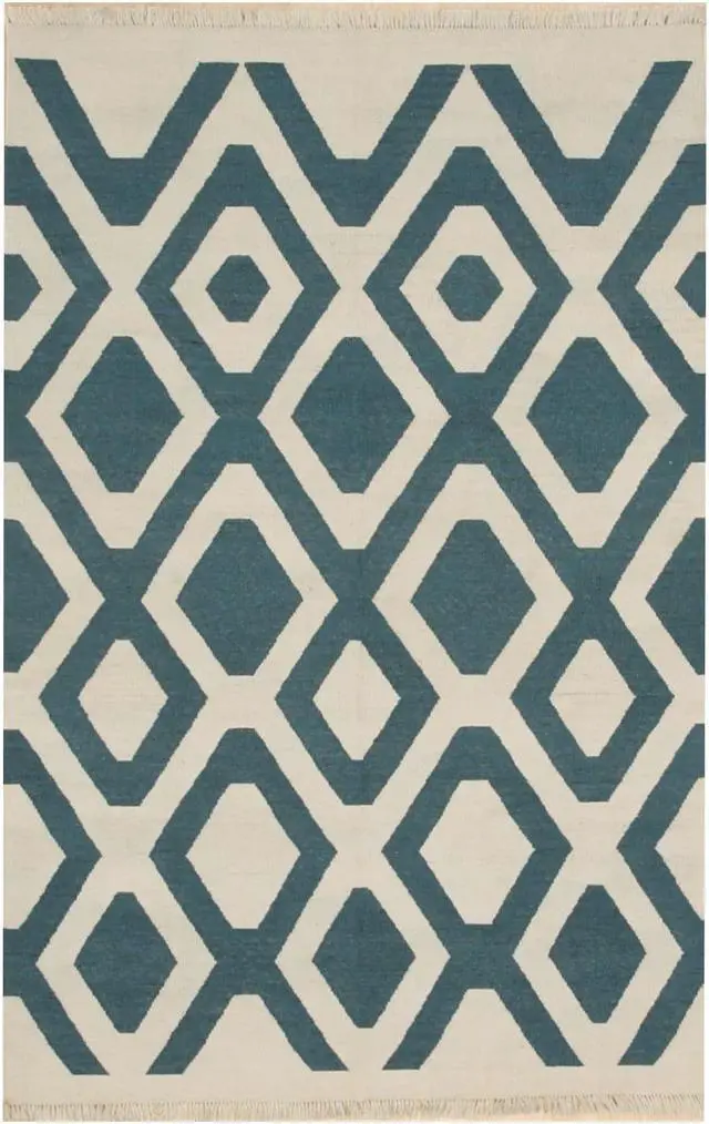 Alt view image 2 of 5 - Handmade Polyester Ivory Transitional Geometric Indoor/Outdoor Kilim Rug, Made in India