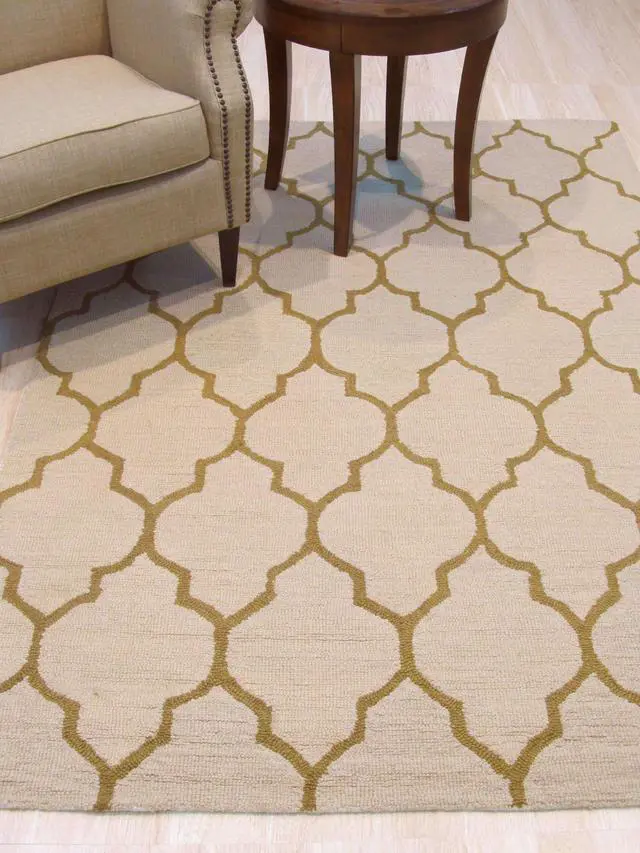 Alt view image 5 of 5 - Hand-Tufted Wool Light Beige Traditional Trellis Moroccan Rug, Made in India - Traditional Trellis Moroccan