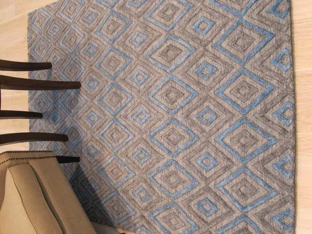 Alt view image 4 of 4 - Handmade Wool & Viscose Gray Transitional Trellis Raga Rug, Made in India