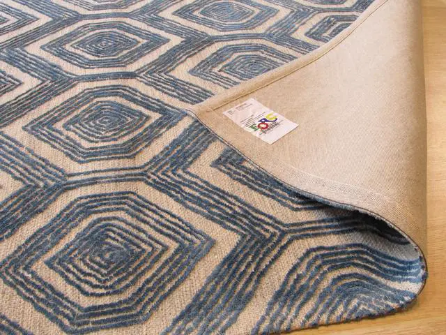 Alt view image 4 of 5 - Hand-Tufted Wool & Viscose Ivory Modern Geometric Havana Rug, Made in India
