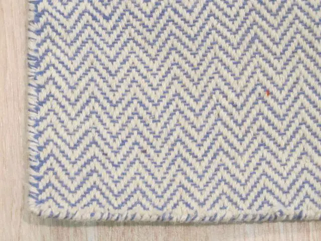 Alt view image 3 of 4 - Hand-Tufted Wool Ivory Transitional Chevron Chevron Rug, Made in India