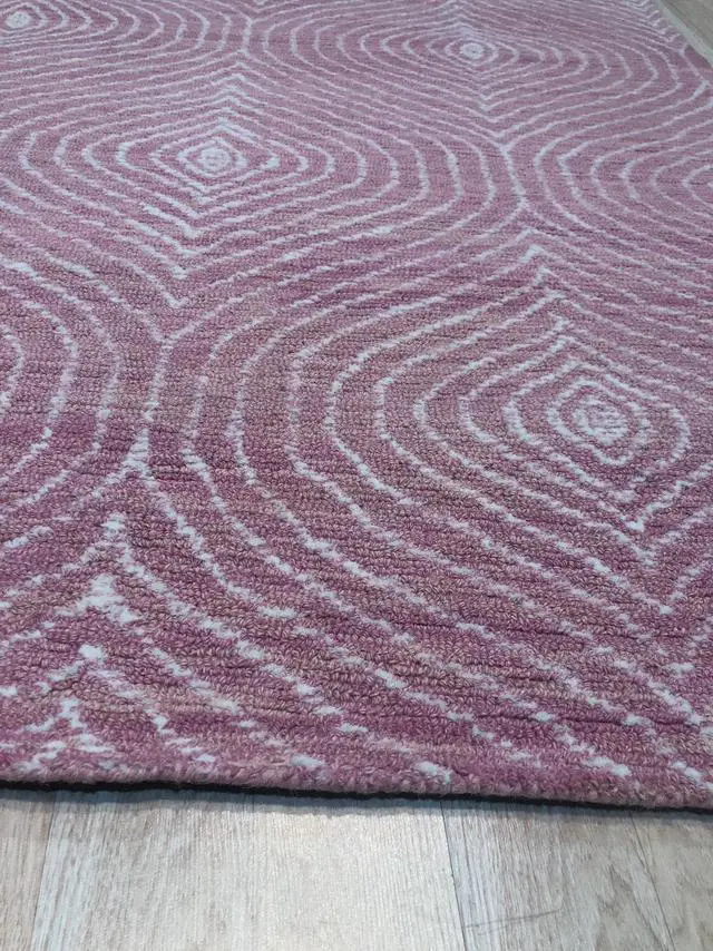 Alt view image 4 of 4 - Hand-Tufted Wool Pink Contemporary Transitional Spring Rug, Made in India - Loop and cut pile.