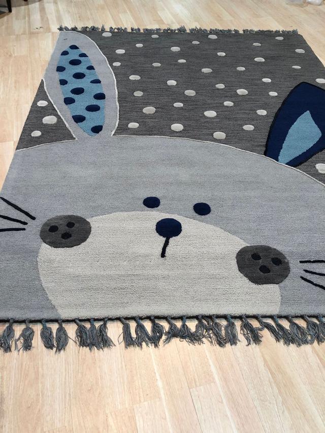 Alt view image 4 of 4 - Hand-Tufted Wool Gray Transitional Animal Children Tufted Rug, Made in India