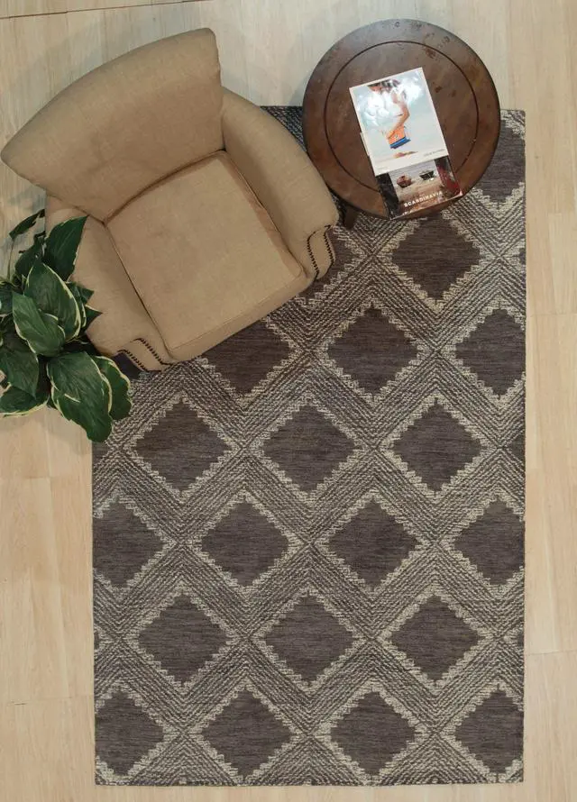 Alt view image 3 of 5 - Hand-Tufted Wool Charcoal Contemporary Transitional Spring Rug, Made in India