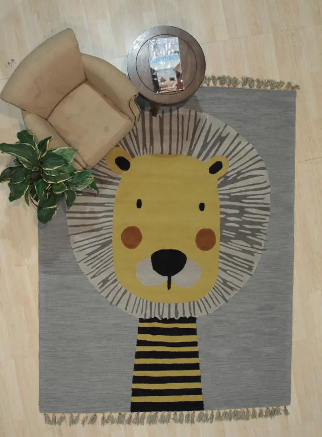 Main image of Hand-Tufted Wool Gray Transitional Animal Children Tufted Rug, Made in India