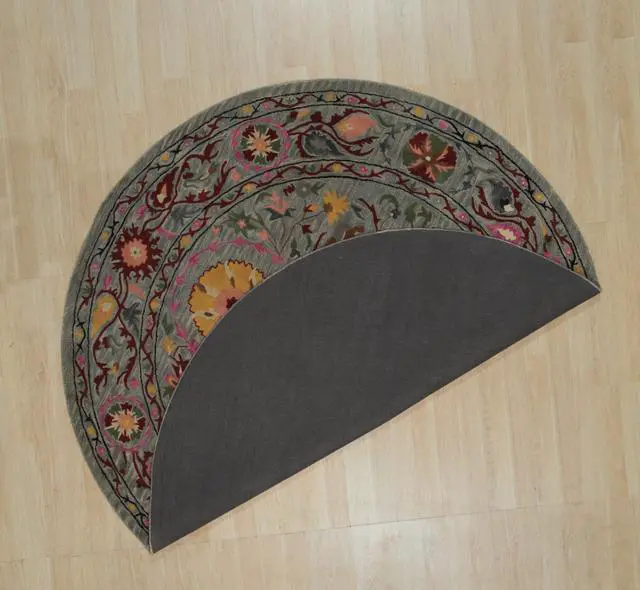Alt view image 3 of 4 - Hand-Tufted Wool Blue Traditional Floral Suzani Rug, Made in India