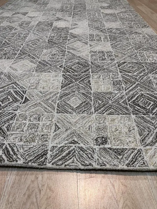 Alt view image 5 of 5 - Hand-Tufted Wool Multi-Colored Gray Transitional Geometric Modern Tufted Rug, Made in India