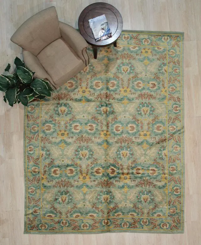 Main image of Handwoven Wool Green Transitional Floral Spanish Style Rug, Made in India