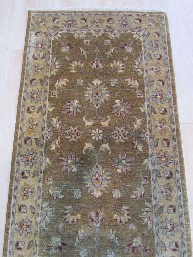 Alt view image 5 of 5 - Gold/mustard Hand Knotted Wool Traditional Oriental Agra Rug, Made in India