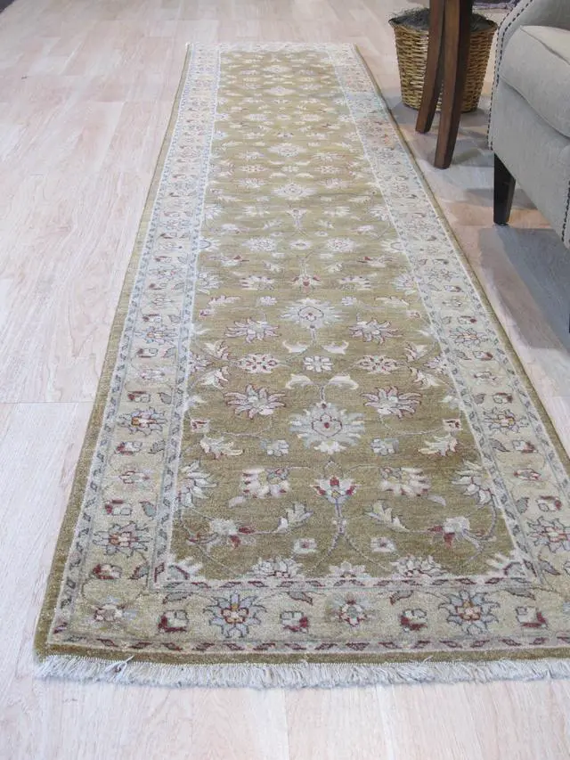 Main image of Gold/mustard Hand Knotted Wool Traditional Oriental Agra Rug, Made in India