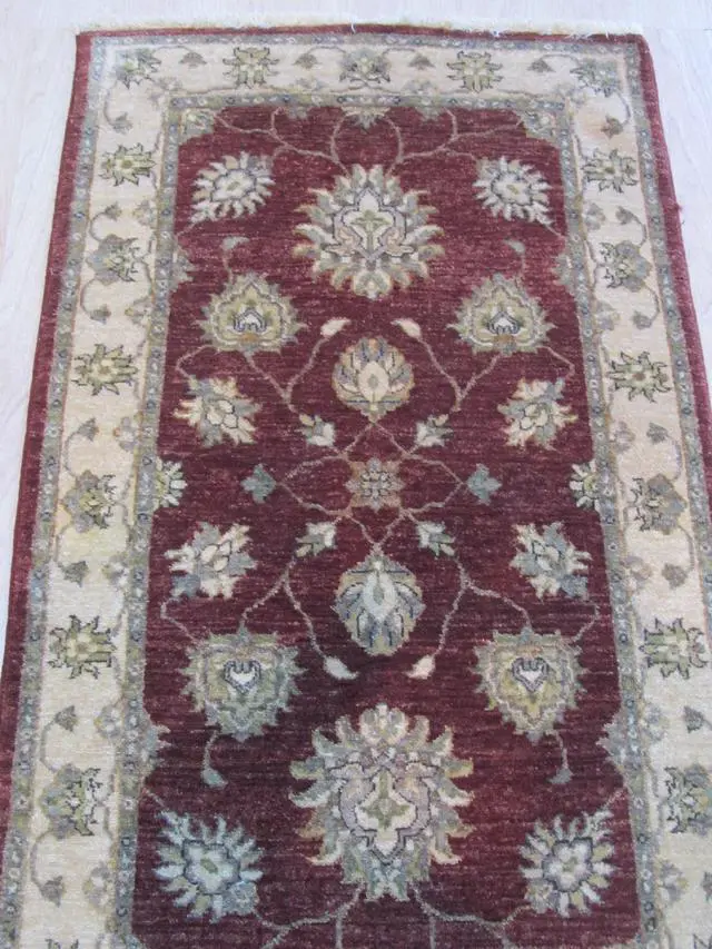 Alt view image 5 of 5 - Red/Ivory Hand Knotted Wool Traditional Oriental Agra Rug, Made in India
