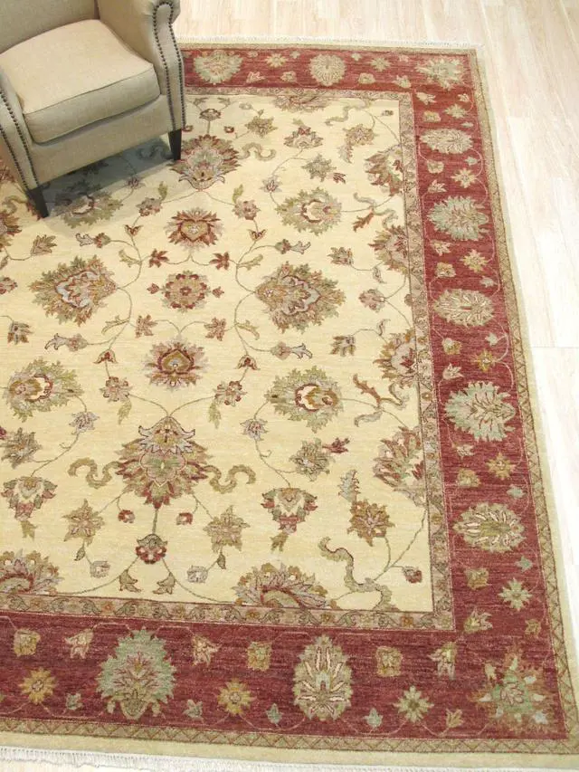 Main image of Hand Knotted Wool Ivory Traditional Oriental Agra Rug, Made in India