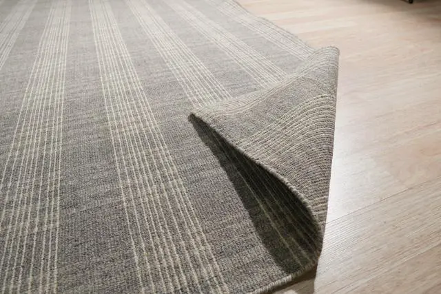 Alt view image 6 of 7 - Gray Transitional Geometric Reversible Plaid Area Rug, Made in India