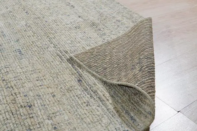 Alt view image 4 of 7 - Hand-Knotted Natural Silk Green Mix Contemporary Grass Natural Silk Grass Design Rug