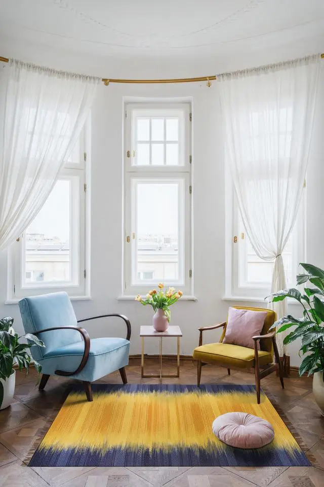 Main image of Handmade Wool Yellow Transitional Ombre Santa Fe Rug, Made in India