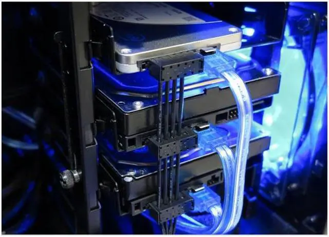 Alt view image 2 of 2 - 16" ATX 4Pin IDE Molex to 5 SATA Serial ATA Power Cable 18AWG Black Sleeved AYA-4PIN-5SATA