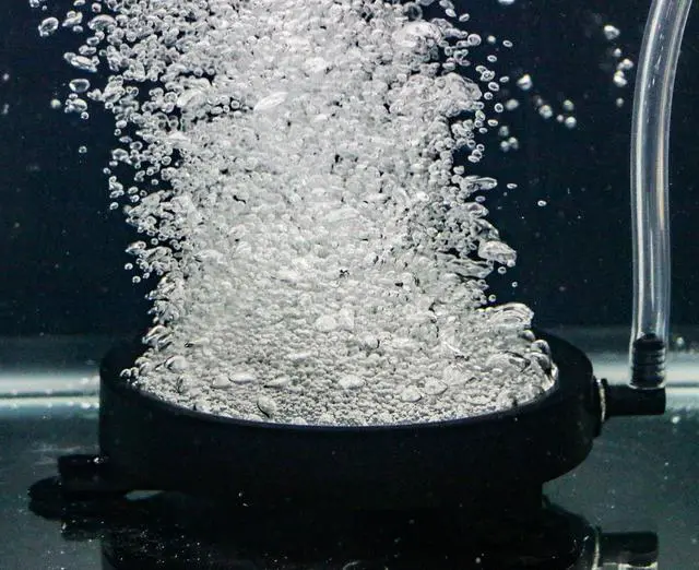 Alt view image 2 of 3 - EcoPlus Hydrovescent Air Disc 6 in (12/Cs)