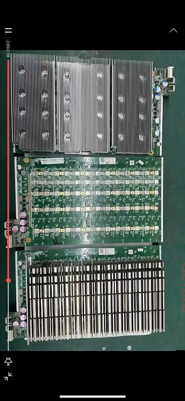 Alt view image 4 of 7 - Refit Heat Sinks S17+ 73T With Power Supply SHA-256 Algorithm BTC Antminer S17 Plus Upgraded