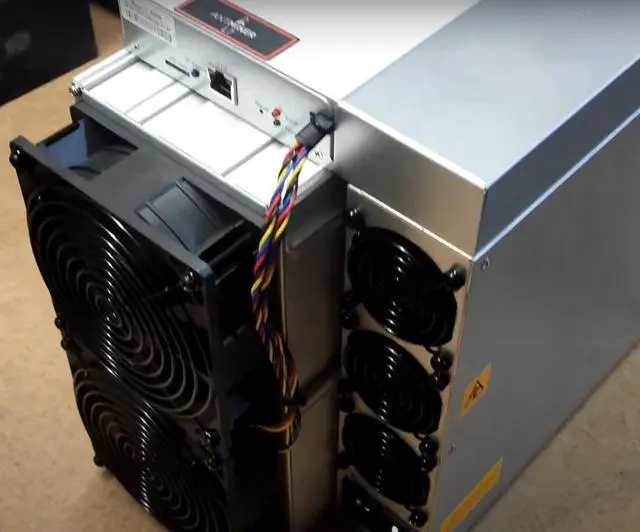 Alt view image 7 of 7 - Antminer L7 9050mh Scrypt Algorithm Asicr L7 9.05gh L7 Dogecoin/LTC Mining Master