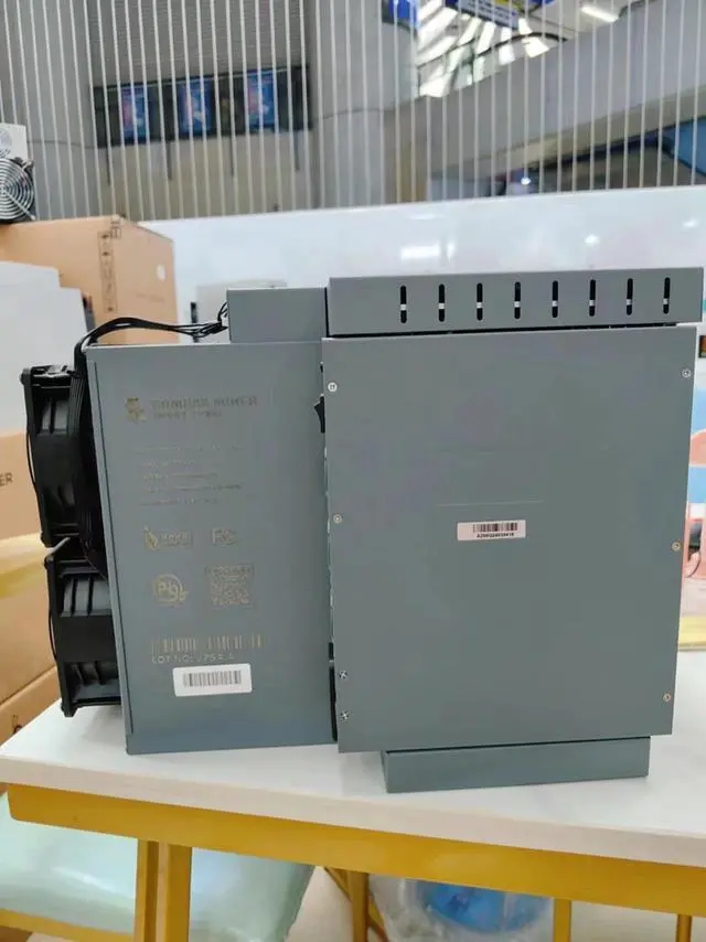 Alt view image 6 of 7 - Bombax EZ100 Ethereum Classic Miner 12500MH/s The most powerful ETC Miner