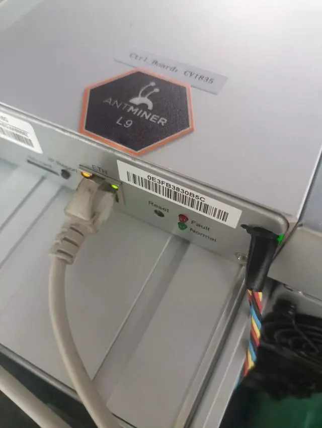 Alt view image 6 of 7 - Bitmain Antminer L9 15Gh 3260W LTC Miner Dogecoin Mining Machine Asic Crypto Hardware Machine for LTC and Dogecoin