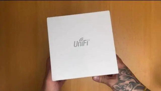 Alt view image 5 of 5 - Ubiquiti UniFi Dream Machine dual_band