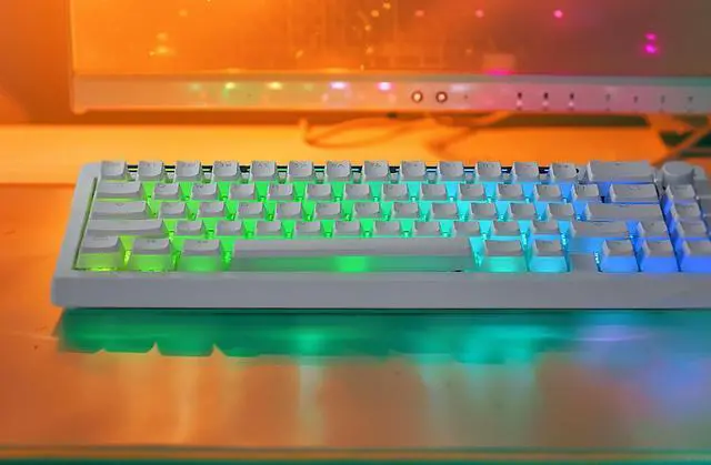 Alt view image 2 of 5 - Virtdream R66 65% Voice-Activated Hot Swap RGB Triple Mode2.4Ghz/Bluetooth 5.0/Wired Wireless Top Gaming Keyboard,Knob Control Mechanical Keyboard, PBT Keycaps (Glacial-White- Tactile Switch)
