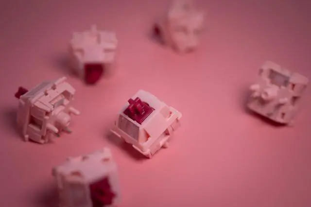 Alt view image 2 of 5 - KPREPUBLIC Sarokeys X Geon Strawberry Wine Red Switch V2 Linear Switch MX Stem for Gaming Mechanical Keyboard Pre Lubed Long Spring LY Y3 (Sarokeys Wine Red V2 Switch x90)