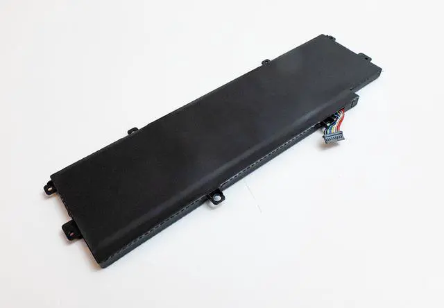 Alt view image 3 of 5 - GHU New 43Wh 5R9DD Battery Compatible with Dell Latitude Chromebook 11 (3120) P22T Series Fits P/N KTCCN 0KTCCN XKPD0 P22T001