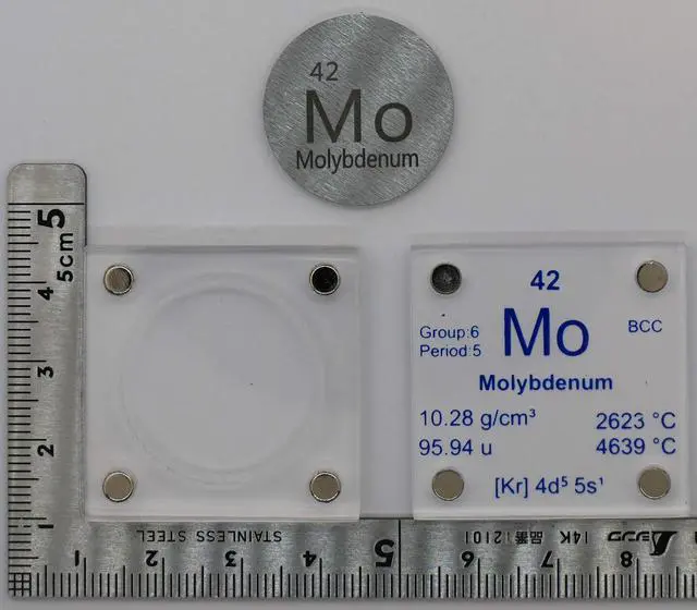 Alt view image 4 of 5 - Molybdenum (Mo) 24.26mm Metal Disc with Acrylic Case for Collection or Experiments