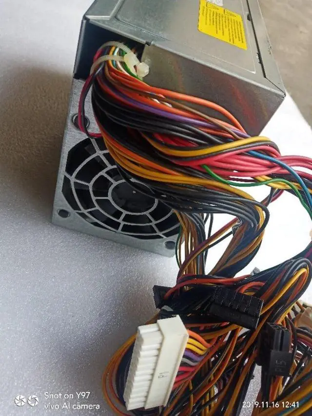 Alt view image 2 of 3 - For Fujitsu for Siemens R670 power supply S26113-E550-V70-01 HP-S1K02A0