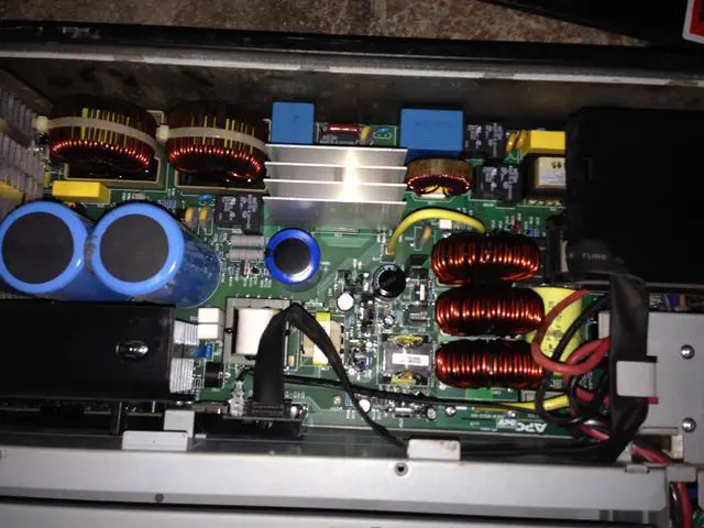 Alt view image 3 of 5 - For APC UPS SURT3000UXICH 2700W Pure Sine Wave Online UPS Uninterruptible Power Supply