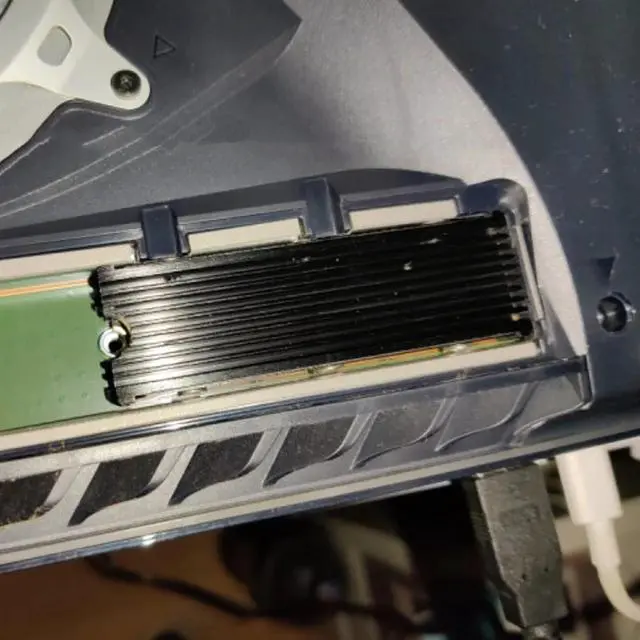 Alt view image 6 of 6 - JEYI M.2 NVMe SSD Heatsink for SM951 SM961 950PRO XP9410 M.2 SSD Cooling Heatsink Dustproof Cooling Metal Sheet Thermal Pad Black