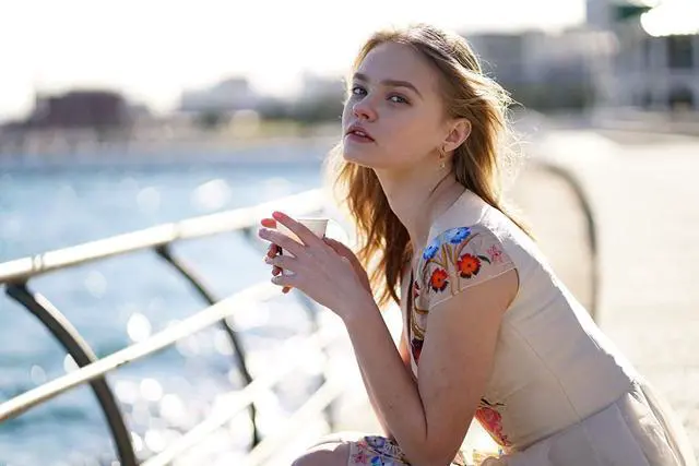 Alt view image 18 of 20 - Sony 85mm f/1.8 FE Lens v2 SEL85F18/2