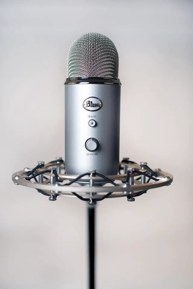 Alt view image 3 of 4 - Blue Radius II Microphone Shock Mount for Yeti and Yeti Pro with Improved Hinge Design