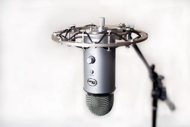 Alt view image 4 of 4 - Blue Radius II Microphone Shock Mount for Yeti and Yeti Pro with Improved Hinge Design